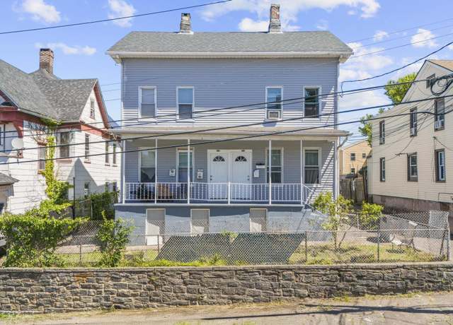 Property at 120 Milne St, Bridgeport, CT 06604, 10 beds, 4.5 baths