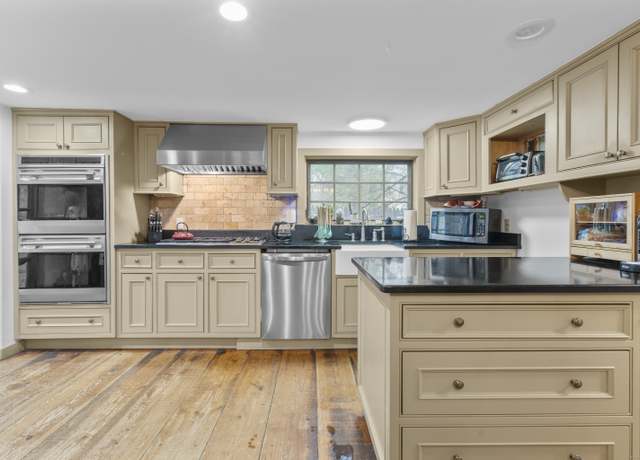Property at 78 Main St, Newtown, CT 06470, 4 beds, 2 baths