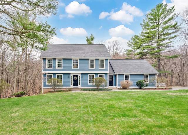 Property at 117 Woodhenge Dr, Tolland, CT 06084, 3 beds, 2.5 baths