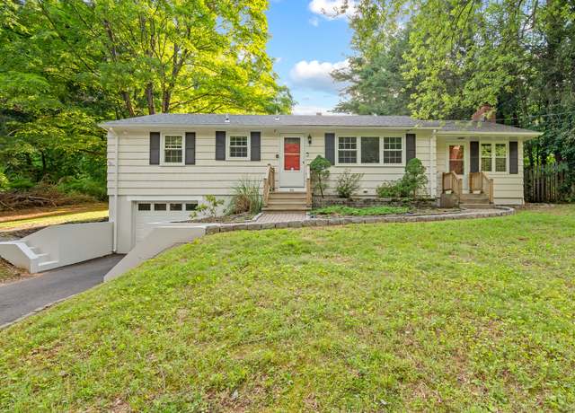 Property at 80 Murlyn Rd, Hamden, CT 06518, 3 beds, 1 bath