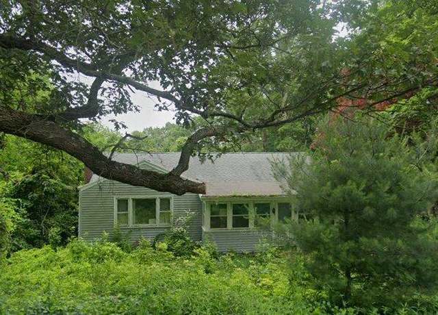 Property at 57 Soundview Ave, Shelton, CT 06484, 3 beds, 1 bath
