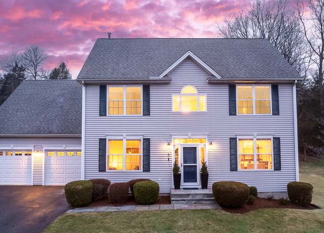 Property at 8 Aspetuck Ln, Monroe, CT 06468, 3 beds, 2.5 baths