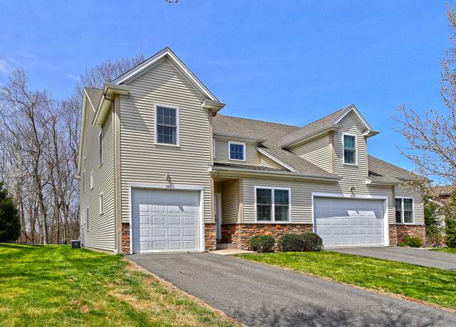 Property at 103 Turtlebrook Ln #103, Bristol, CT 06010, 3 beds, 2.5 baths