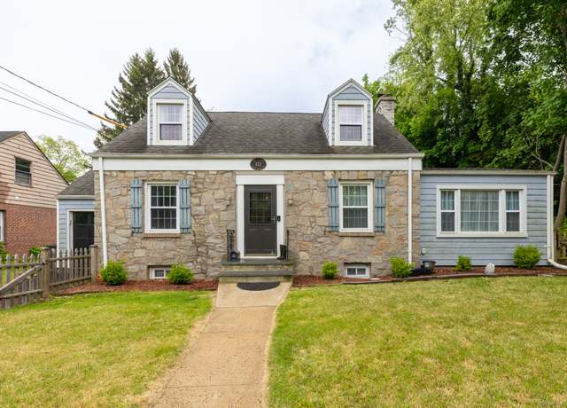 Property at 111 Roger White Dr, New Haven, CT 06511, 3 beds, 2 baths
