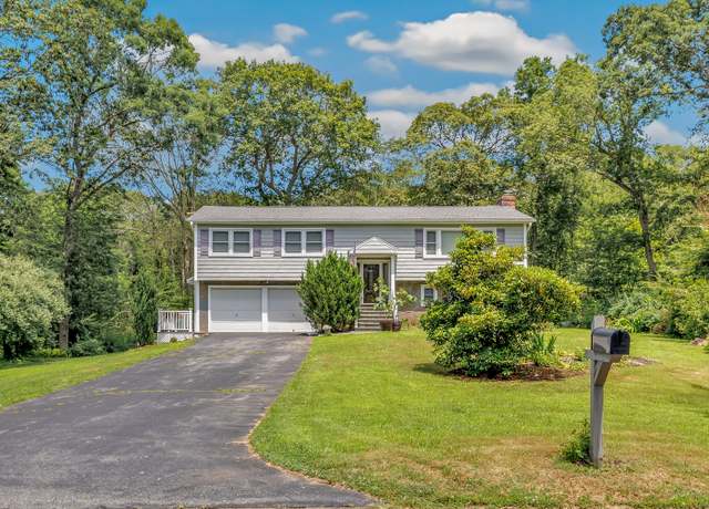 Property at 59 Laurel Wood Dr, Shelton, CT 06484, 4 beds, 2 baths