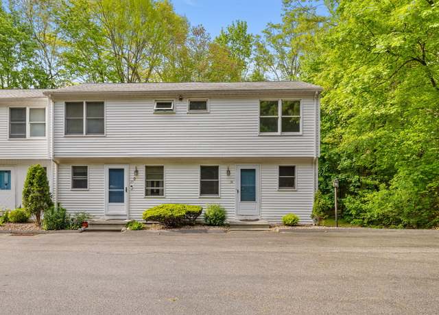 Property at 63 Summit St Apt 16, Manchester, CT 06040, 2 beds, 1 bath