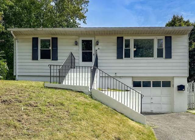 Property at 38 Lyndale Ave, Waterbury, CT 06705, 2 beds, 1 bath