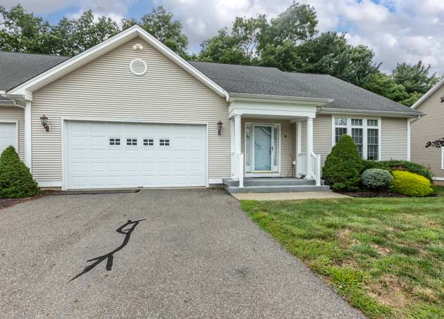 Property at 8 Dobson Commons Cir #8, Vernon, CT 06066, 2 beds, 2 baths