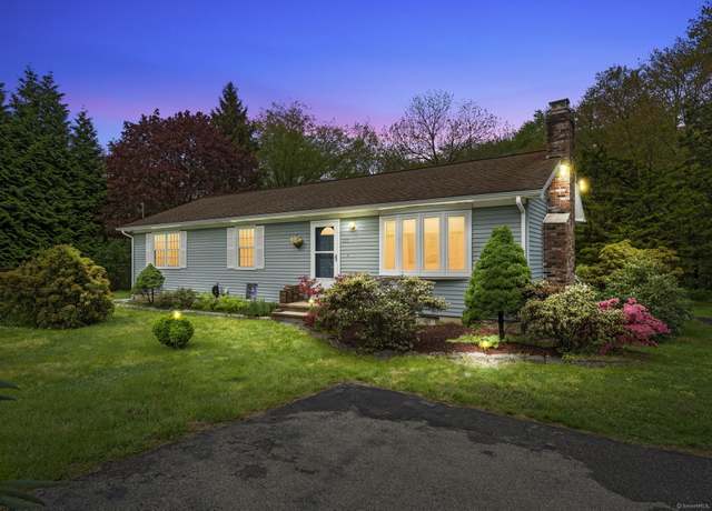 Property at 120 E Pattagansett Rd, East Lyme, CT 06357, 3 beds, 2 baths