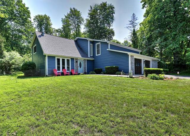 Property at 4 Brighton Rd, Naugatuck, CT 06770, 3 beds, 1.5 baths