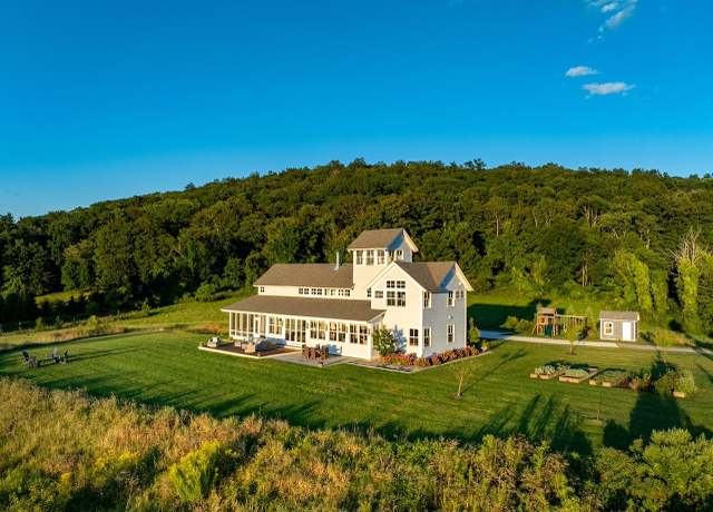 Property at 34 Knibloe Hill Rd, Sharon, CT 06069, 4 beds, 4.5 baths