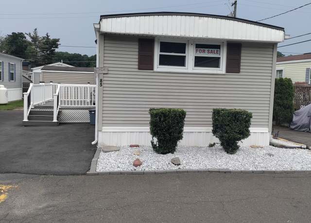 Property at 1012 Old Colony Rd Lot 85, Meriden, CT 06451, 2 beds, 1.5 baths
