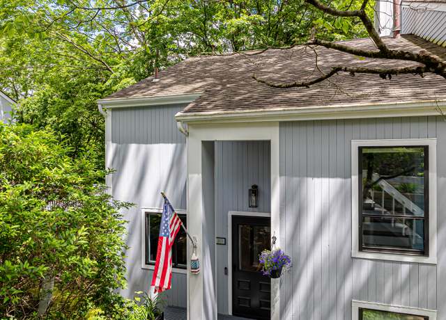 Property at 45 Ettl Ln #301, Greenwich, CT 06831, 2 beds, 2.5 baths