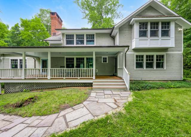 Property at 66 Saunders Dr, Wilton, CT 06897, 4 beds, 4 baths