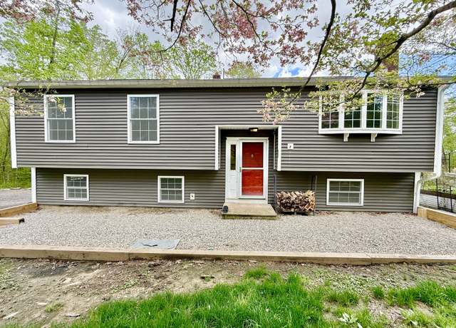 Property at 39 Peach Farm Rd, Oxford, CT 06478, 2 beds, 3 baths