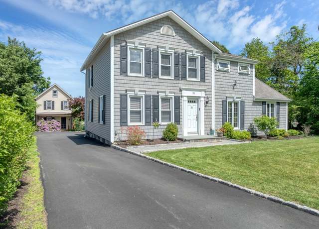 Property at 35 Deer Hill Ave, Danbury, CT 06810, 5 beds, 5 baths