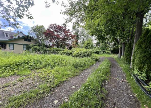 Property at 91 Goodwin St, Bristol, CT 06010