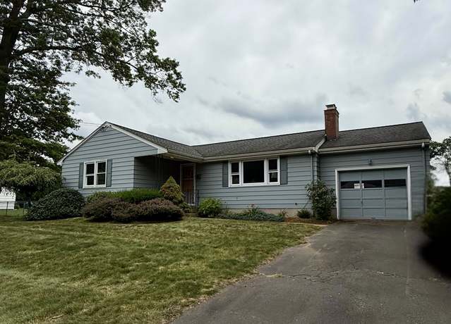 Property at 7 Colgate Ln, East Hartford, CT 06108, 3 beds, 1.5 baths