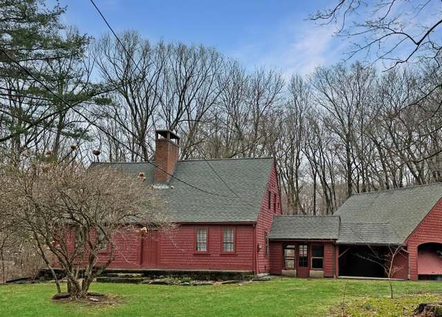 Property at 66 Whippoorwill Hollow Rd, Franklin, CT 06254, 3 beds, 2.5 baths
