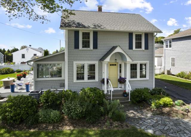 Property at 15 Attawan Ave, East Lyme, CT 06357, 3 beds, 2 baths