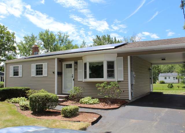 Property at 33 Chester Dr, Windsor Locks, CT 06096, 3 beds, 1 bath