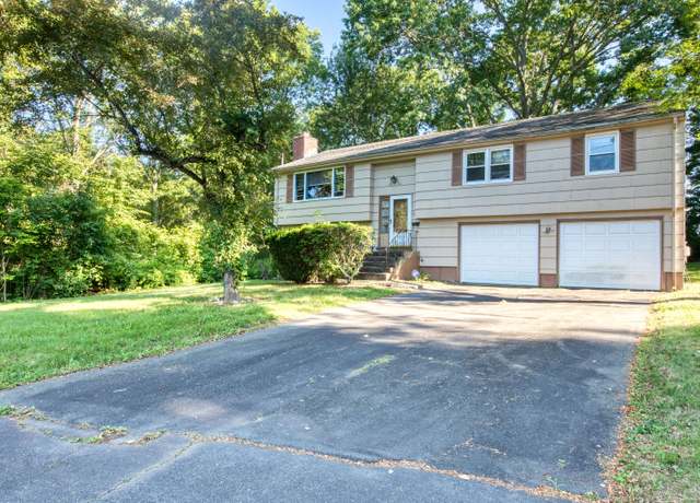 Property at 41 Florence Rd, Bloomfield, CT 06002, 4 beds, 1.5 baths