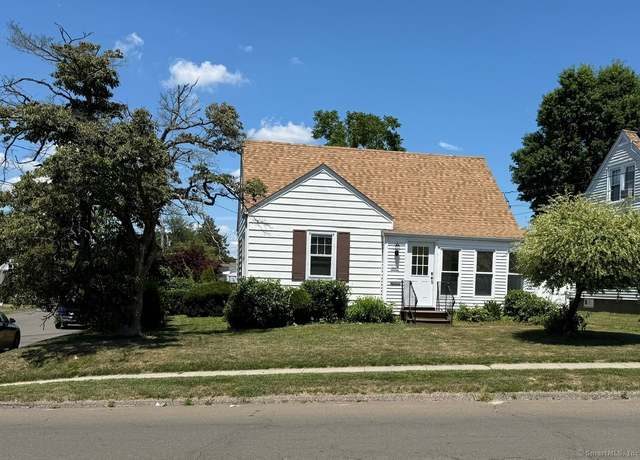 Property at 202 Canaan Rd, Stratford, CT 06614, 4 beds, 1 bath