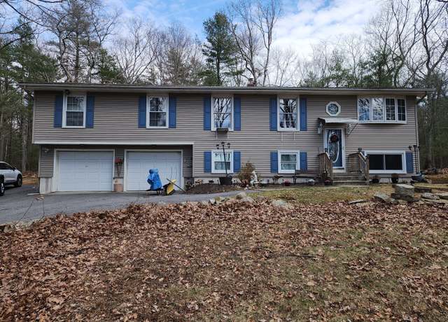 Property at 738 Squaw Rock Rd, Plainfield, CT 06354, 3 beds, 2 baths