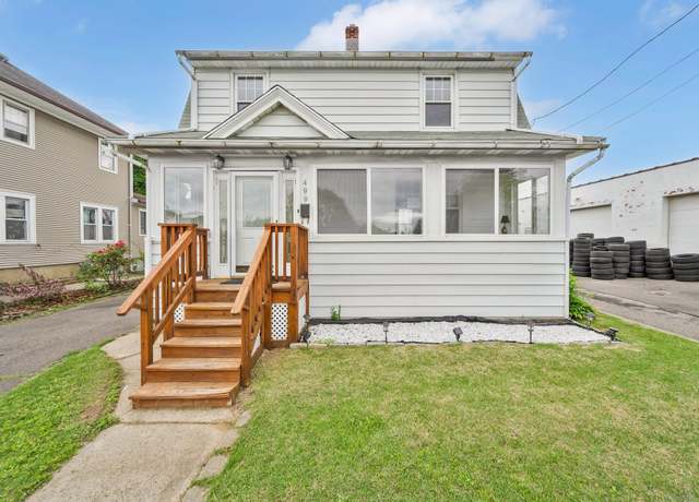 Property at 499 Sherwood Pl, Stratford, CT 06615, 2 beds, 1 bath