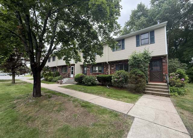 Property at 45 Brookside Vlg #45, Enfield, CT 06082, 2 beds, 1.5 baths