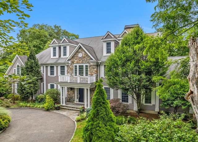 Property at 40 Cascade Rd, Stamford, CT 06903, 5 beds, 4.5 baths