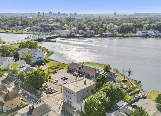 Property at 728 Quinnipiac Ave, New Haven, CT 06513, 11 beds, 6 baths