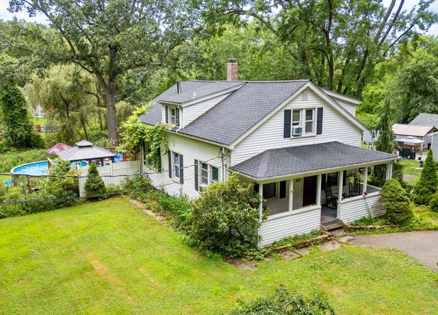Property at 610 S Elm St, Wallingford, CT 06492, 3 beds, 2 baths