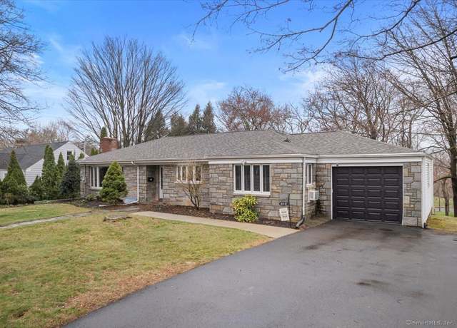 Property at 812 Ridge Rd, Hamden, CT 06517, 3 beds, 2 baths