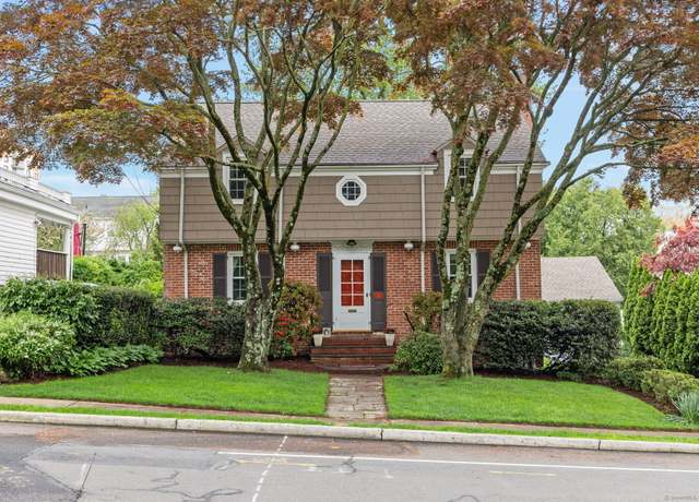 Property at 85 5th St, Stamford, CT 06905, 3 beds, 2.5 baths