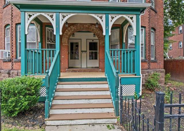 Property at 2 Putnam Hts, Hartford, CT 06106, 3 beds, 2.5 baths