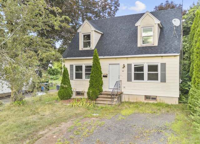 Property at 30 Denison Rd, Middletown, CT 06457, 4 beds, 2 baths