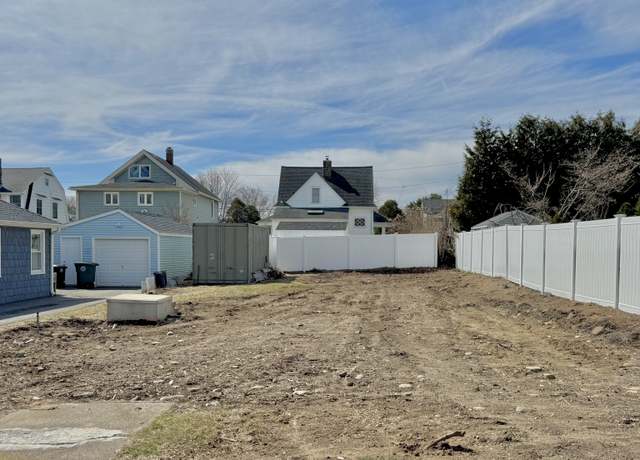 Property at 5 Dixon St, Milford, CT 06460