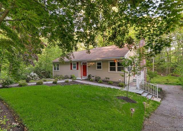 Property at 266 Pinewood Trl, Trumbull, CT 06611, 3 beds, 2 baths