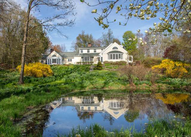 Property at 39 Fern Ave, Litchfield, CT 06759, 3 beds, 4 baths