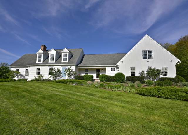 Property at 40 Shields Rd, Woodstock, CT 06281, 3 beds, 2.5 baths