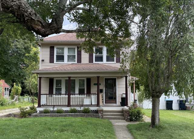 Property at 132 Grove St, Putnam, CT 06260, 3 beds, 1 bath
