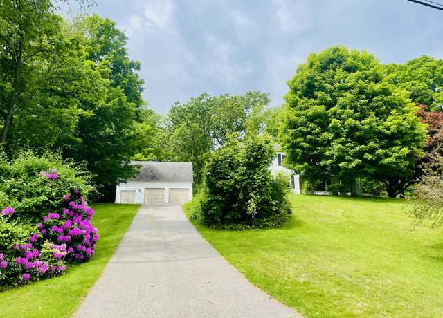 Property at 172 South Rd, Marlborough, CT 06447, 3 beds, 2.5 baths