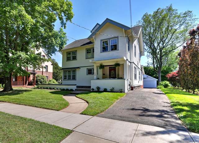 Property at 150 Westwood Rd, New Haven, CT 06515, 5 beds, 3.5 baths