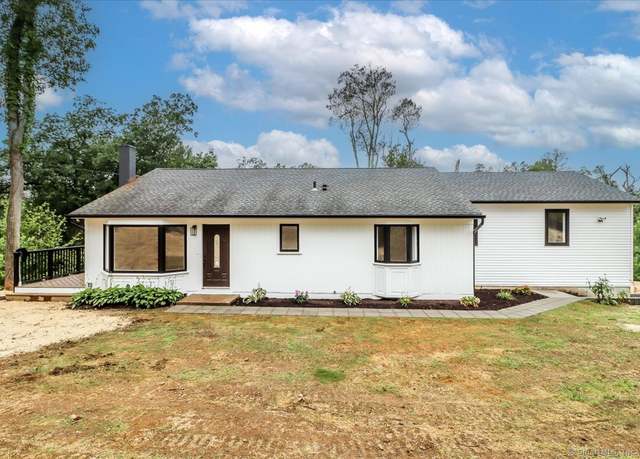 Property at 12 Deer Run Rd, Brookfield, CT 06804, 3 beds, 2.5 baths