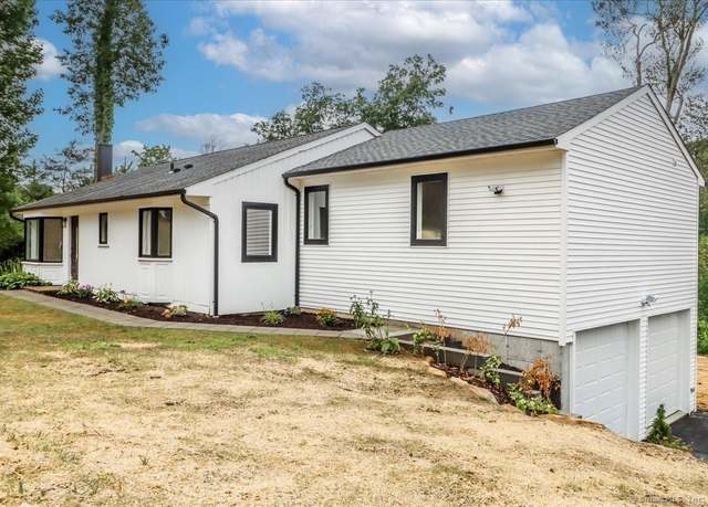 Property at 12 Deer Run Rd, Brookfield, CT 06804, 3 beds, 2.5 baths