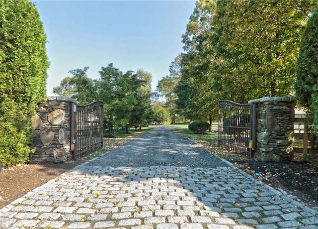 Property at 80 Litchfield Tpke, Bethany, CT 06524, 4 beds, 3.5 baths