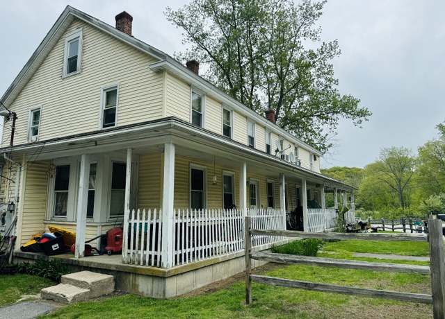 Property at 34-38 Plainfield Rd, Plainfield, CT 06354, 7 beds, 4 baths