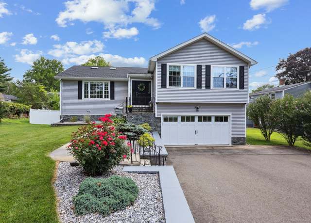 Property at 109 Linwood Ave, Newington, CT 06111, 3 beds, 2.5 baths