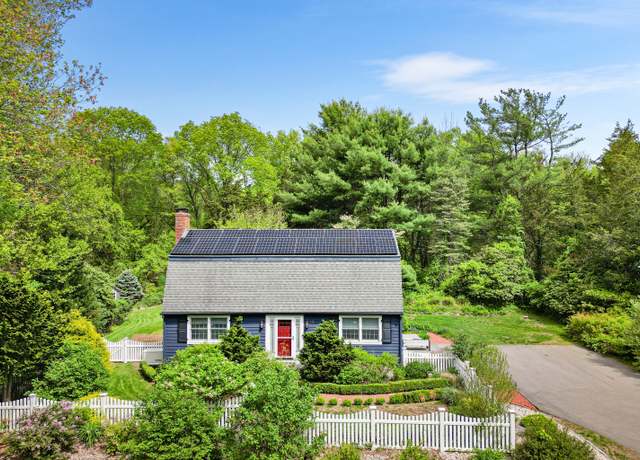 Property at 15 Deer Run, East Haddam, CT 06423, 3 beds, 2 baths